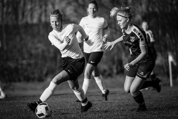 Bild 1890 - B-Juniorinnen MSG Steinhorst Krummesse - SV Frisia 03 Risum Lindholm : Ergebnis: 0:5